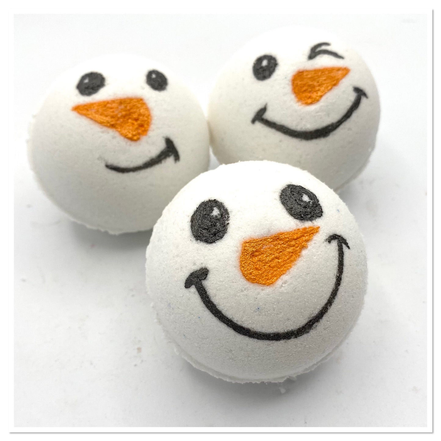 Snowman Bath bombs, Christmas bath bombs, stocking fillers, bubbly bath bombs, Christmas gifts