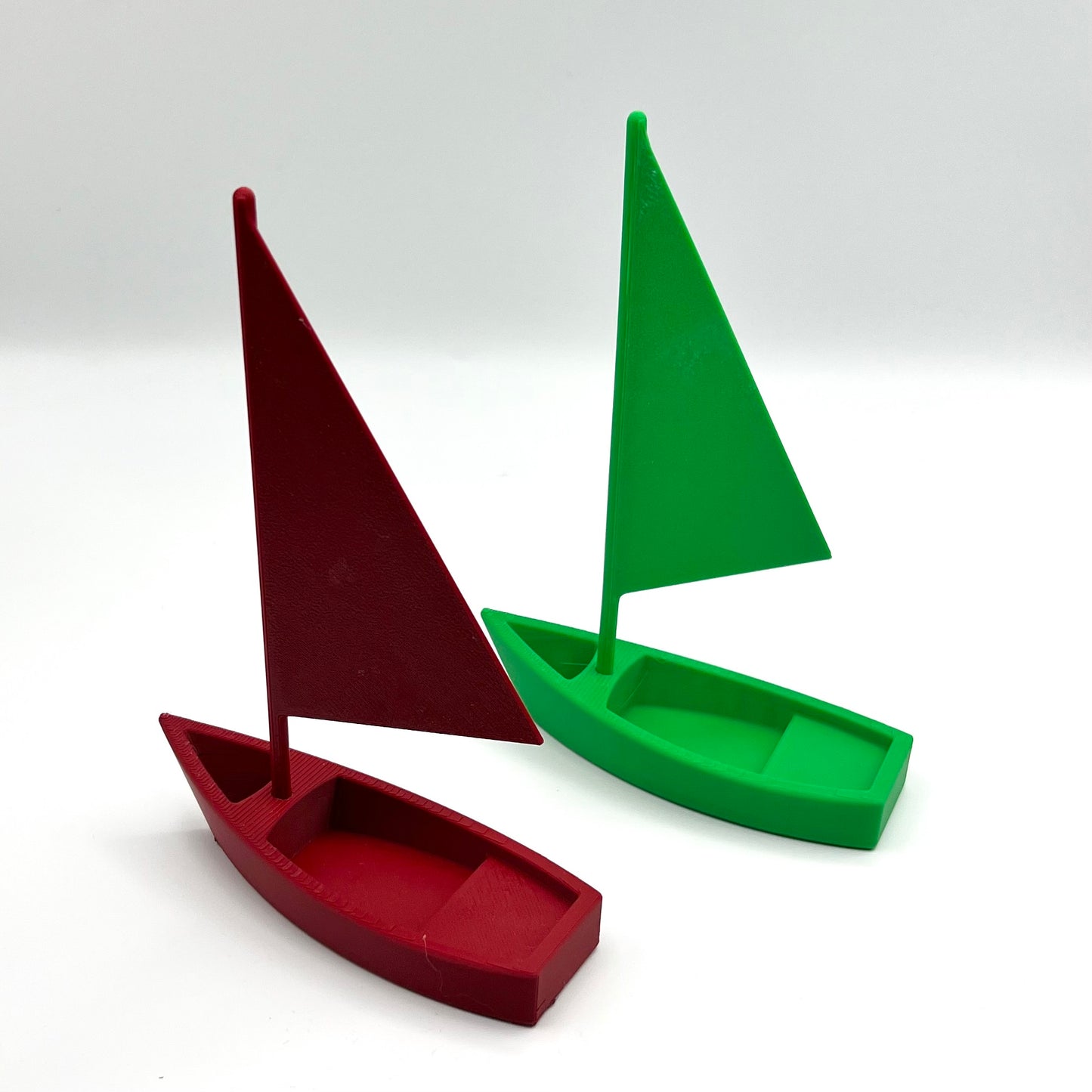 Sailing Boat  Training Aid, with moving sails