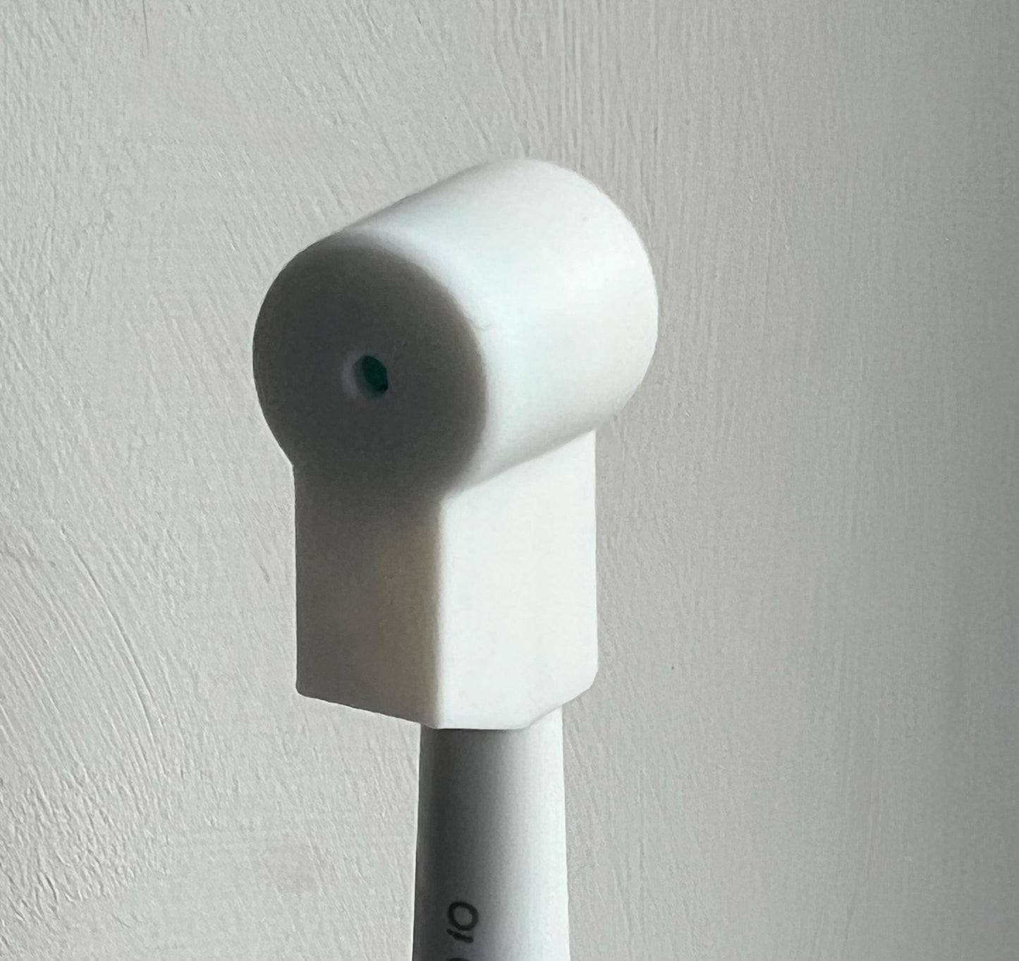 3D Printed Oral-B Toothbrush Head Cover: Travel Hygiene Case