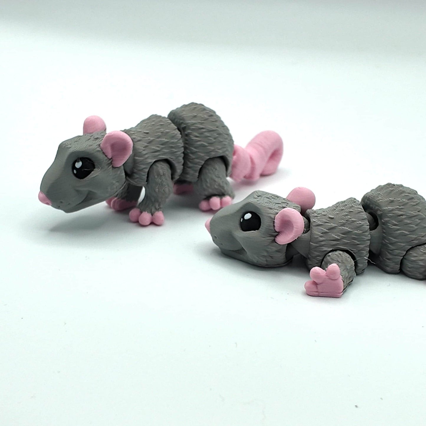 Articulated 3D Printed Rat Figurine: Fidget Desk Pet, Backpack Clip