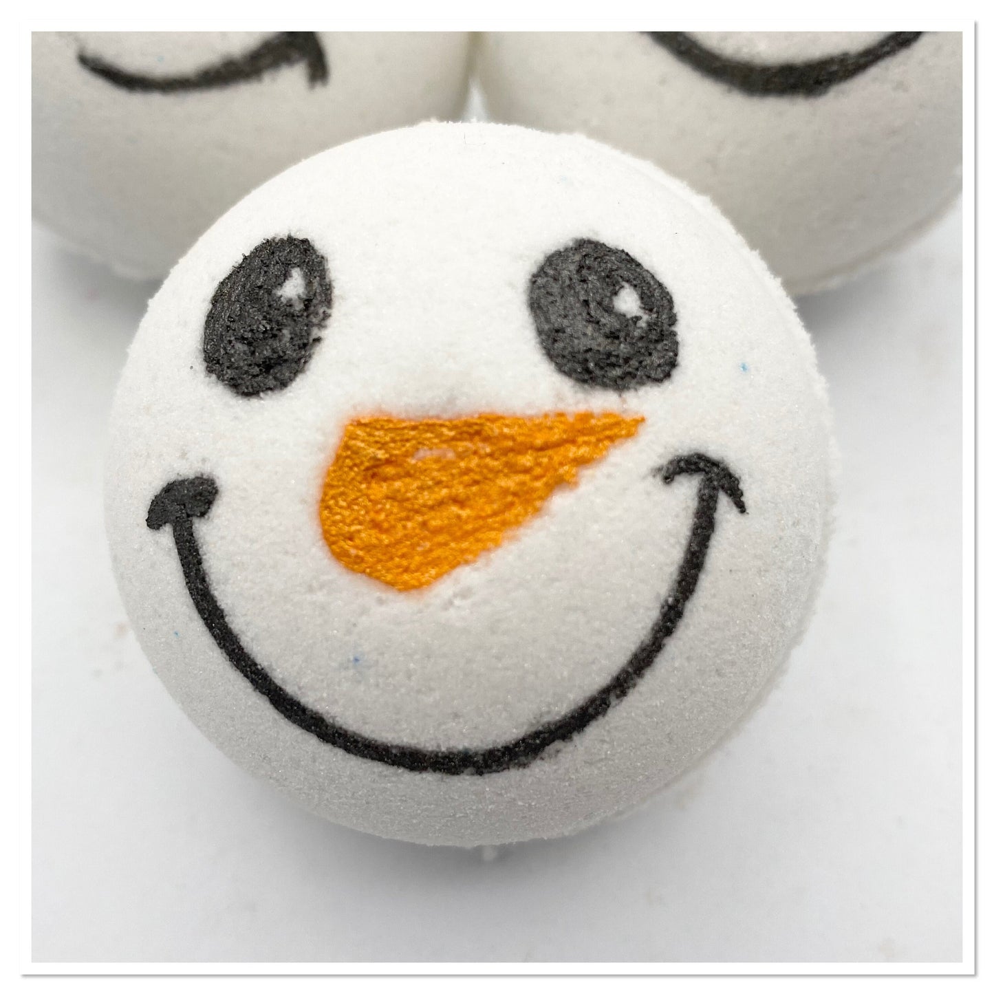 Snowman Bath bombs, Christmas bath bombs, stocking fillers, bubbly bath bombs, Christmas gifts