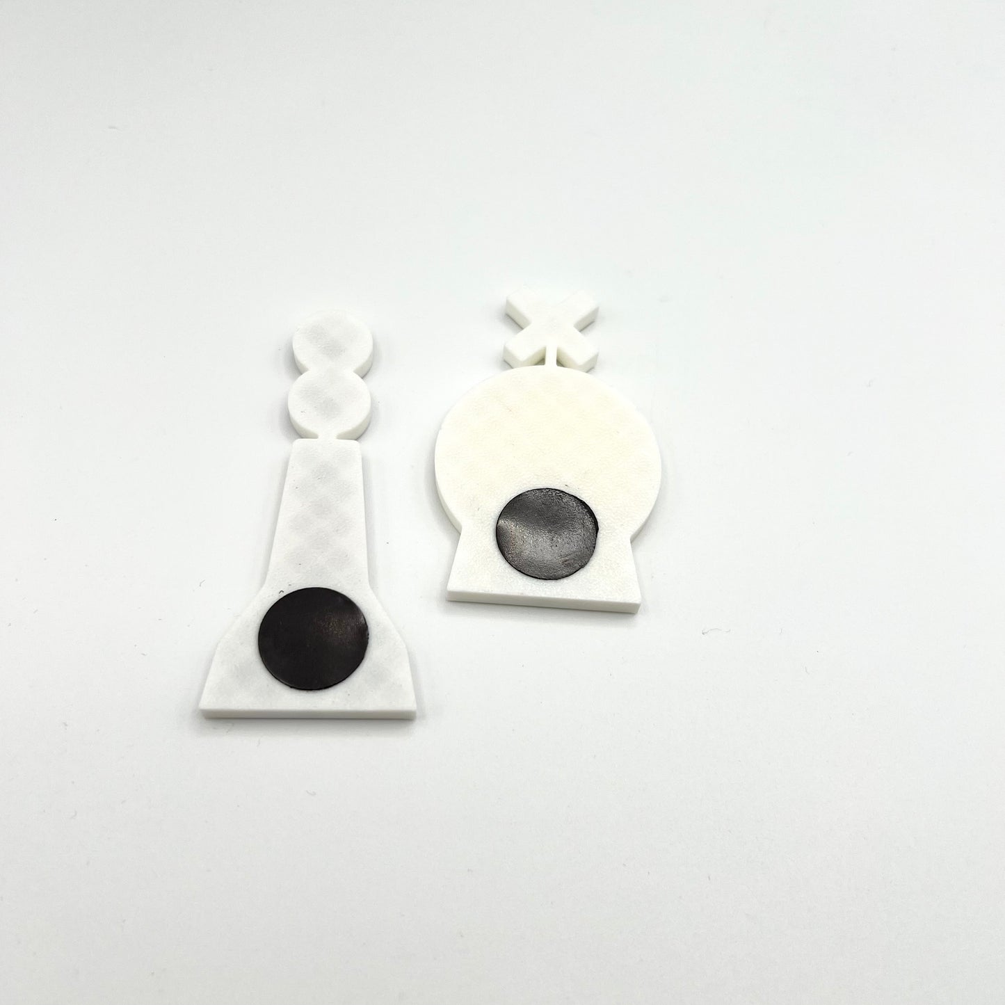 Set of 8 Small Magnetic, 2D, Navigation Marker Buoys for use on white board - Sailing / Water sports Training Aids