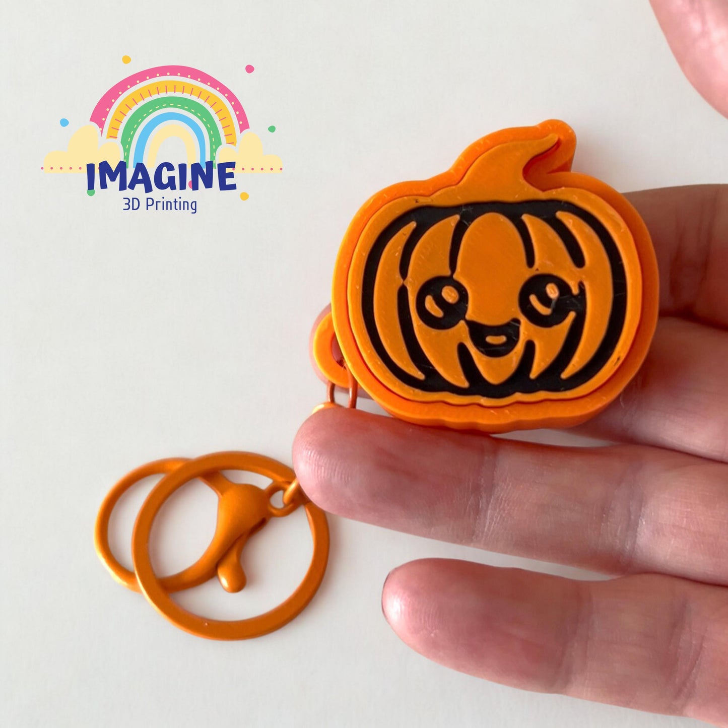 Smiling Pumpkin Fidget Toy Keychain: Sensory Halloween Stress Relief