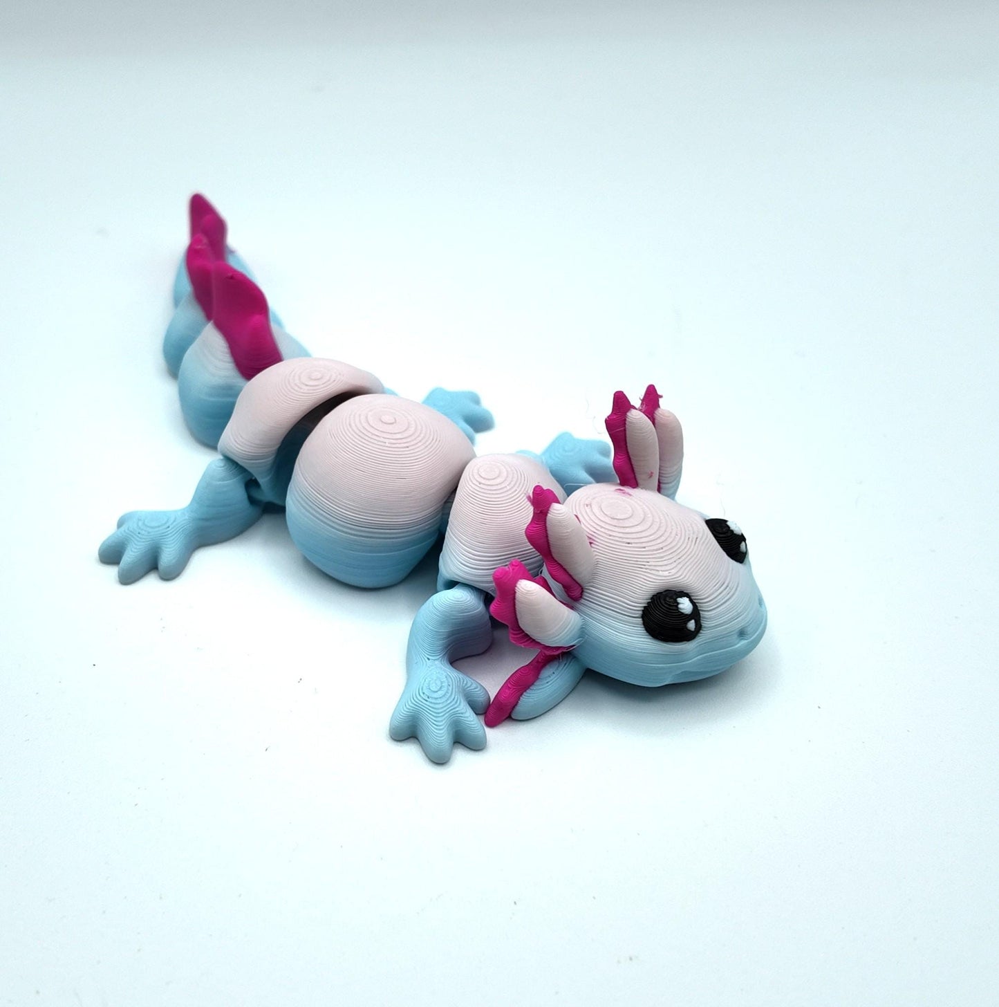 Articulated Axolotl Fidget Toy: Two-Tone 3D Printed Desk Pet