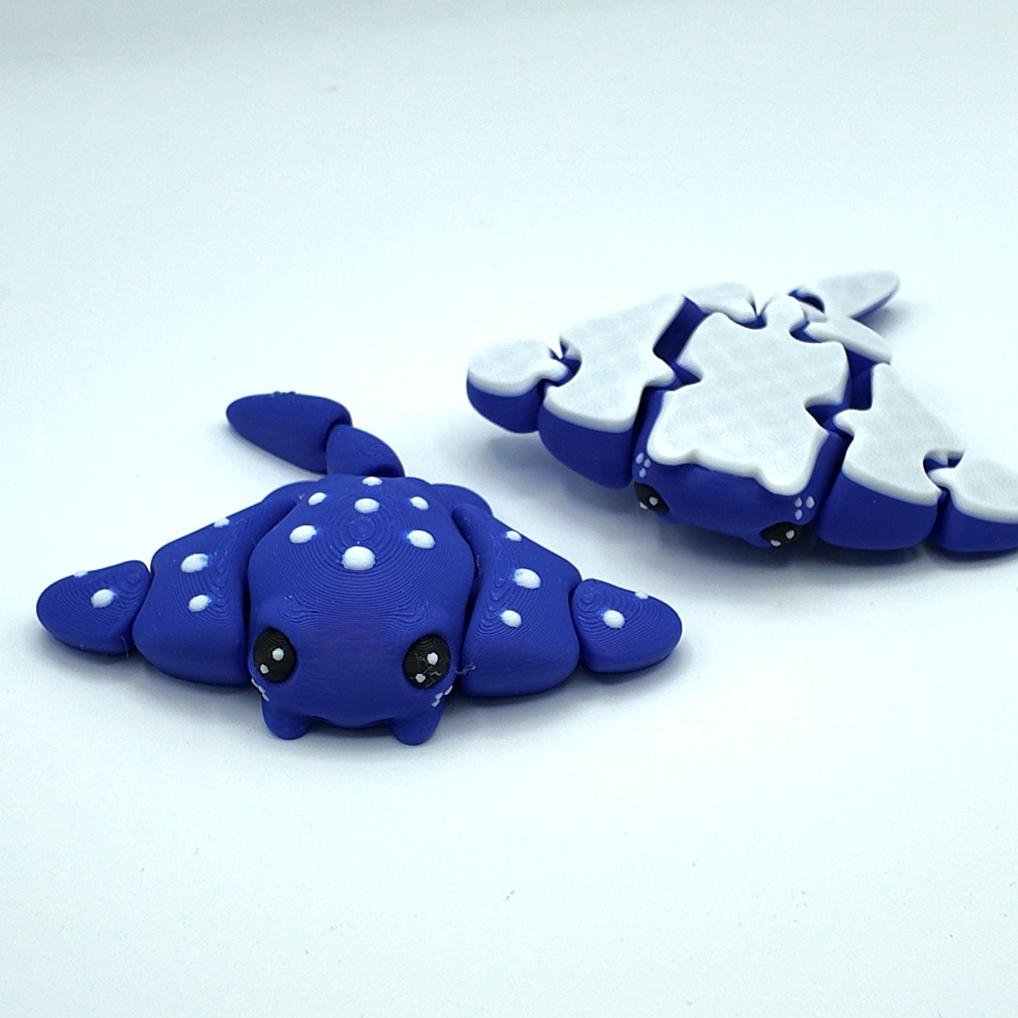 Articulated Stingray Fidget Toy: Sensory Desk Pet, Tactile PLA