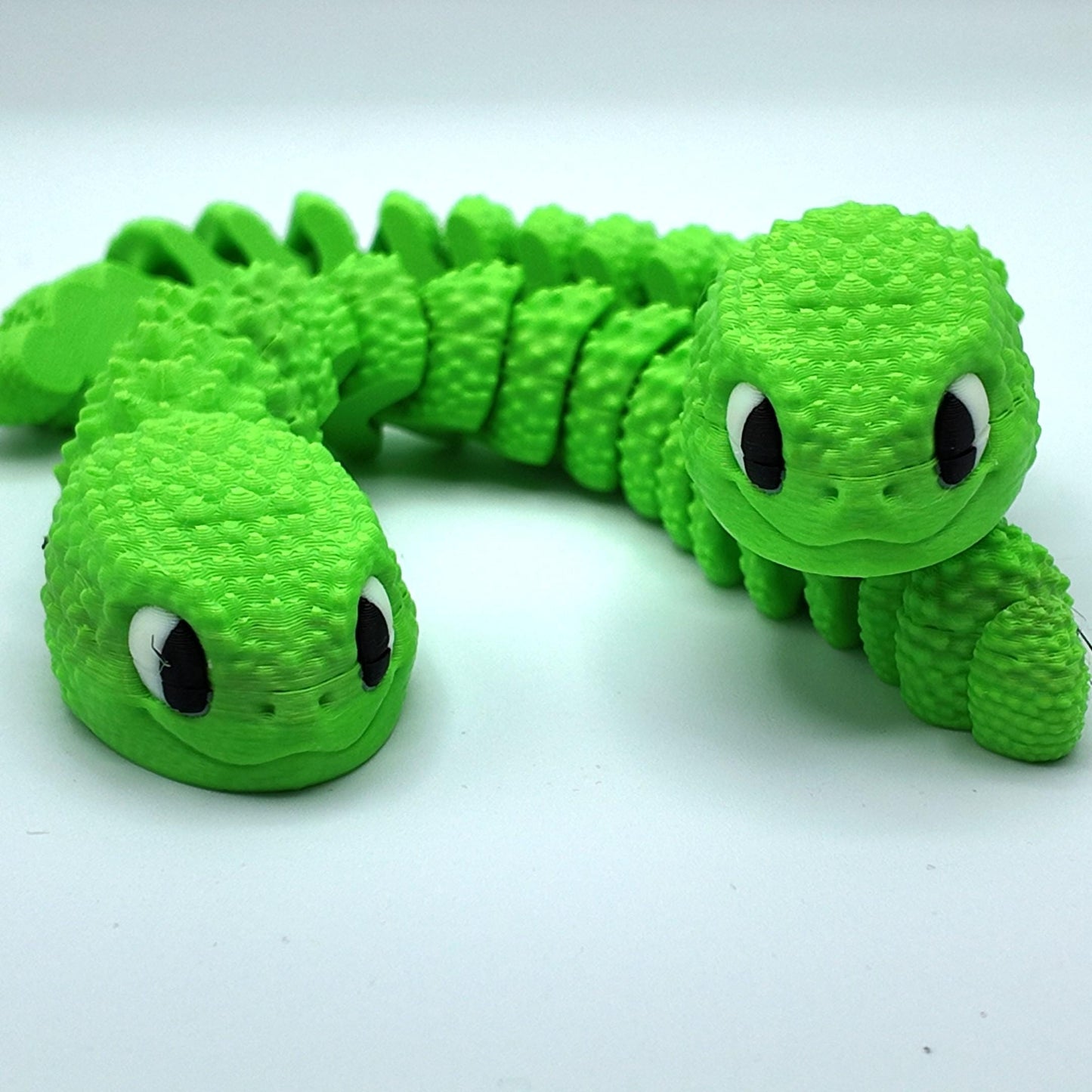 3D Printed Snake Fidget Toy: Flexible Desk Pet, Sensory Figurine
