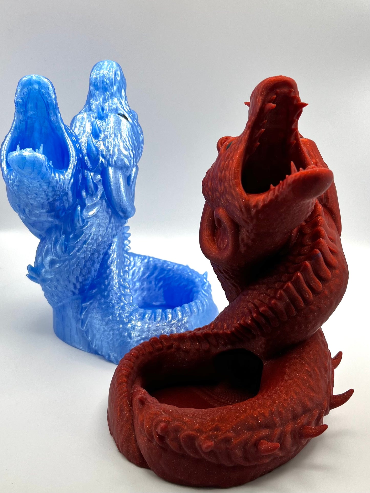 Duelling Dragons Dice Tower for Dungeons & Dragons and other dice games