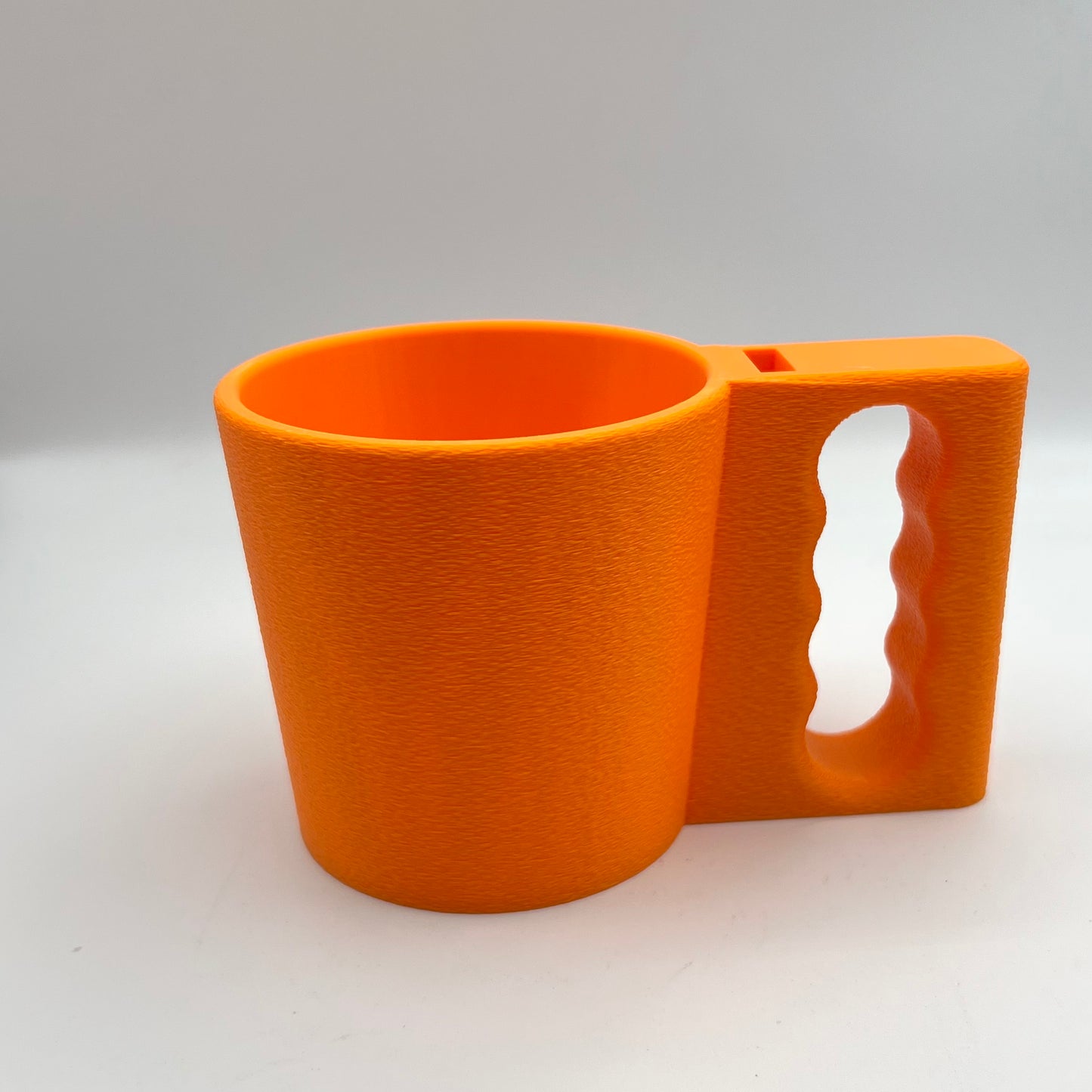 3D Printed Ice Cream Pint Holder: Easy-Grip Mug with Spoon Slot