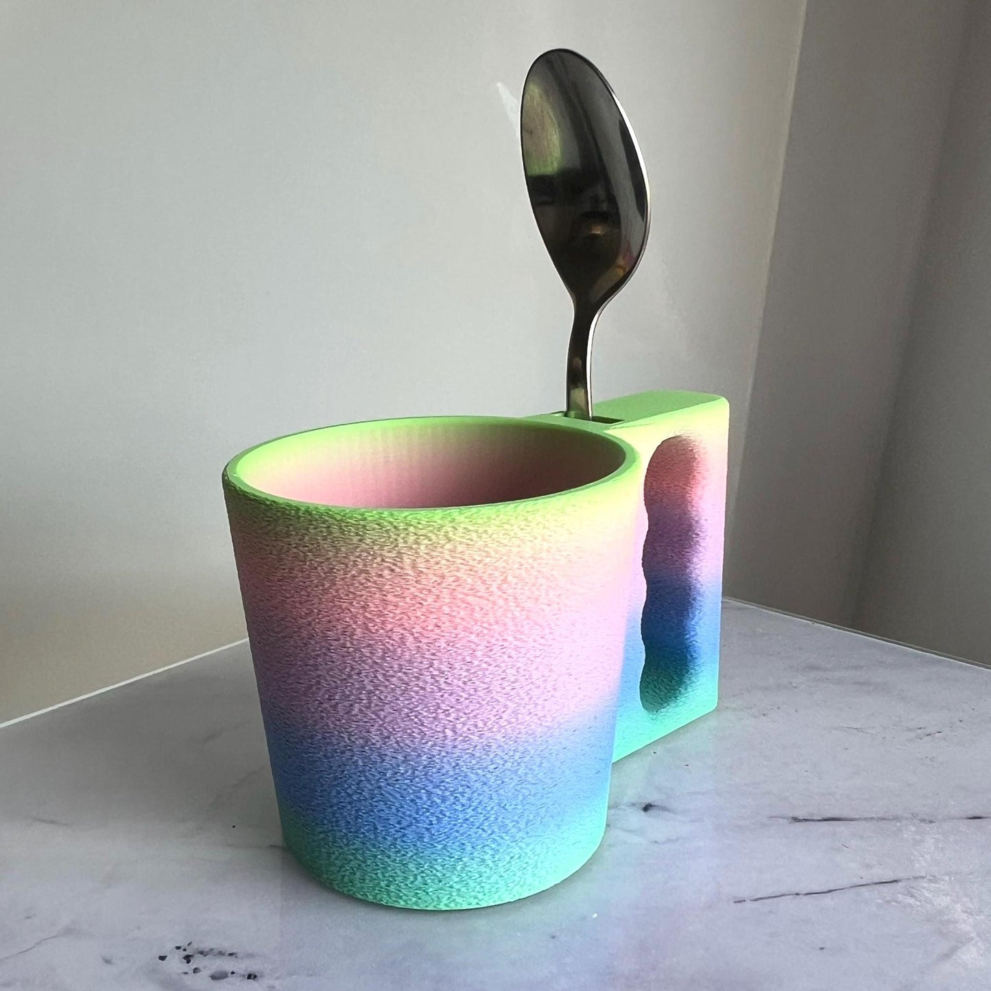 3D Printed Ice Cream Pint Holder: Easy-Grip Mug with Spoon Slot